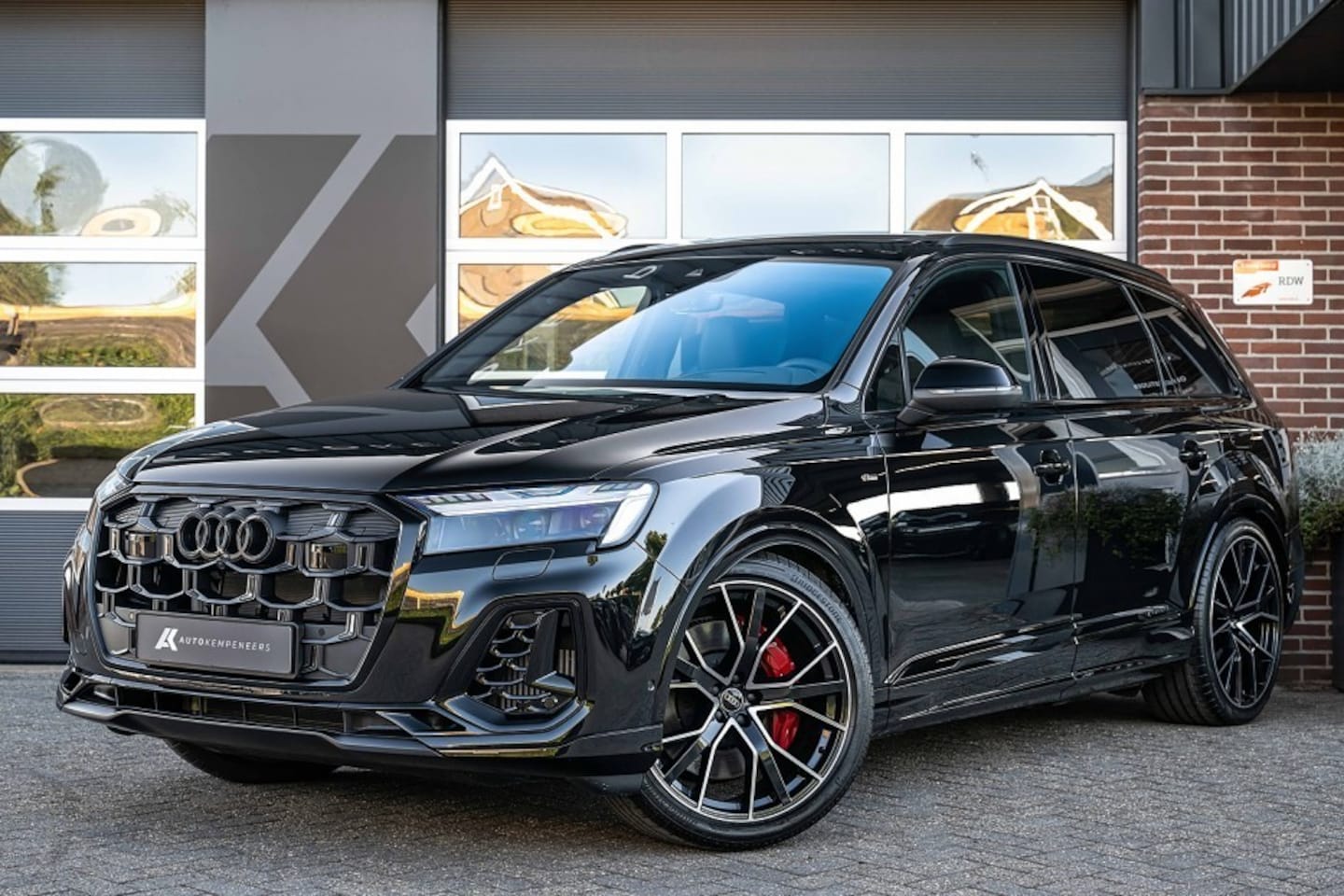 Audi Q7 - 60 TFSIe Plug-in-Hyb. Benzine Quattro | 360° camera | Panorama | Meesturende achteras | Ba - AutoWereld.nl