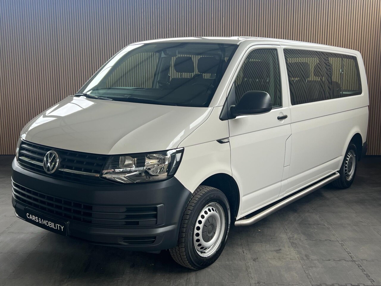 Volkswagen Transporter Kombi - 2.0 TSI L2H1| Rijklaar | Excl. btw. geen bpm. - AutoWereld.nl