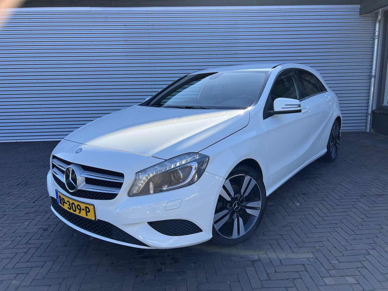 Mercedes-Benz A-klasse - 180 180 - AutoWereld.nl