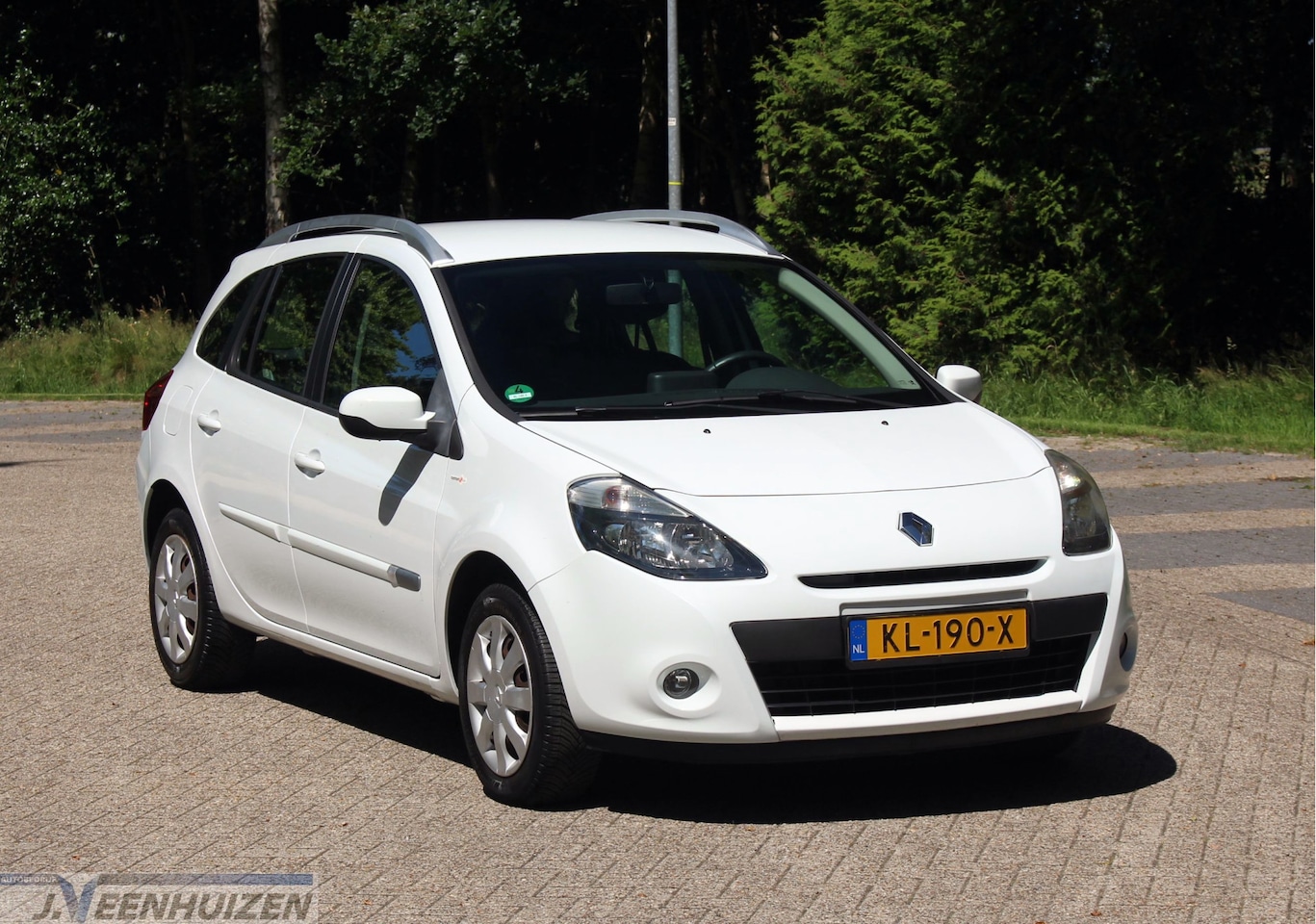 Renault Clio Estate - 1.2-16V Authentique | 2012 | Airco | Navi | - AutoWereld.nl