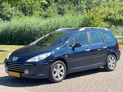 Peugeot 307 SW - 2.0-16V Premium/AIRCO/CRUISE/PANO/PARKEERSENS ACHTER/TREKHAAK