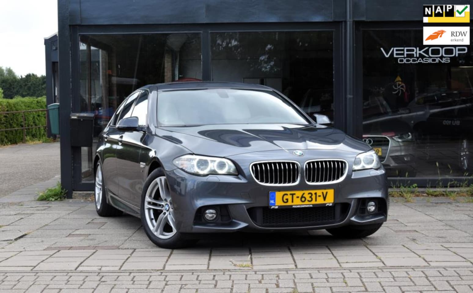 BMW 5-serie - 520i M Sport Edition High Executive Schuifdak. Volledige onderhoud facturen aanwezig - AutoWereld.nl