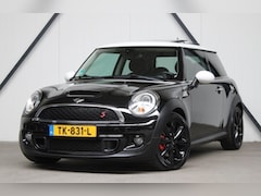 MINI Cooper S - 1.6 l 184 PK l Panodak l Harman Kardon l Navi l Sfeerverlichting