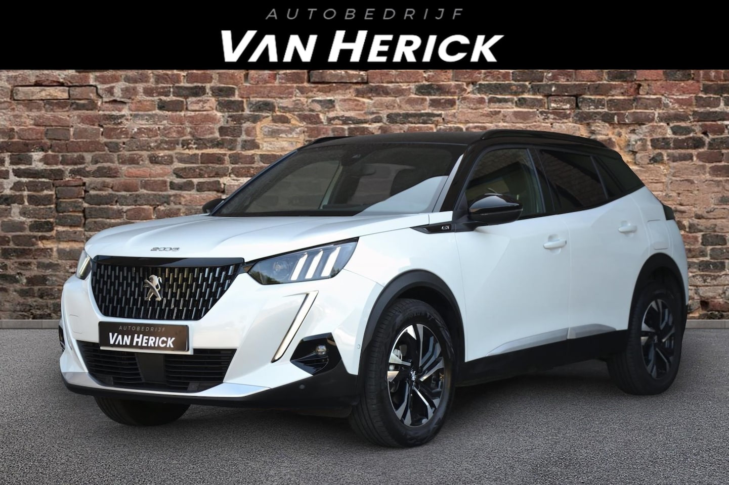 Peugeot 2008 - 1.2 PureTech GT Automaat | Navigatie | Camera | LED Koplampen - AutoWereld.nl