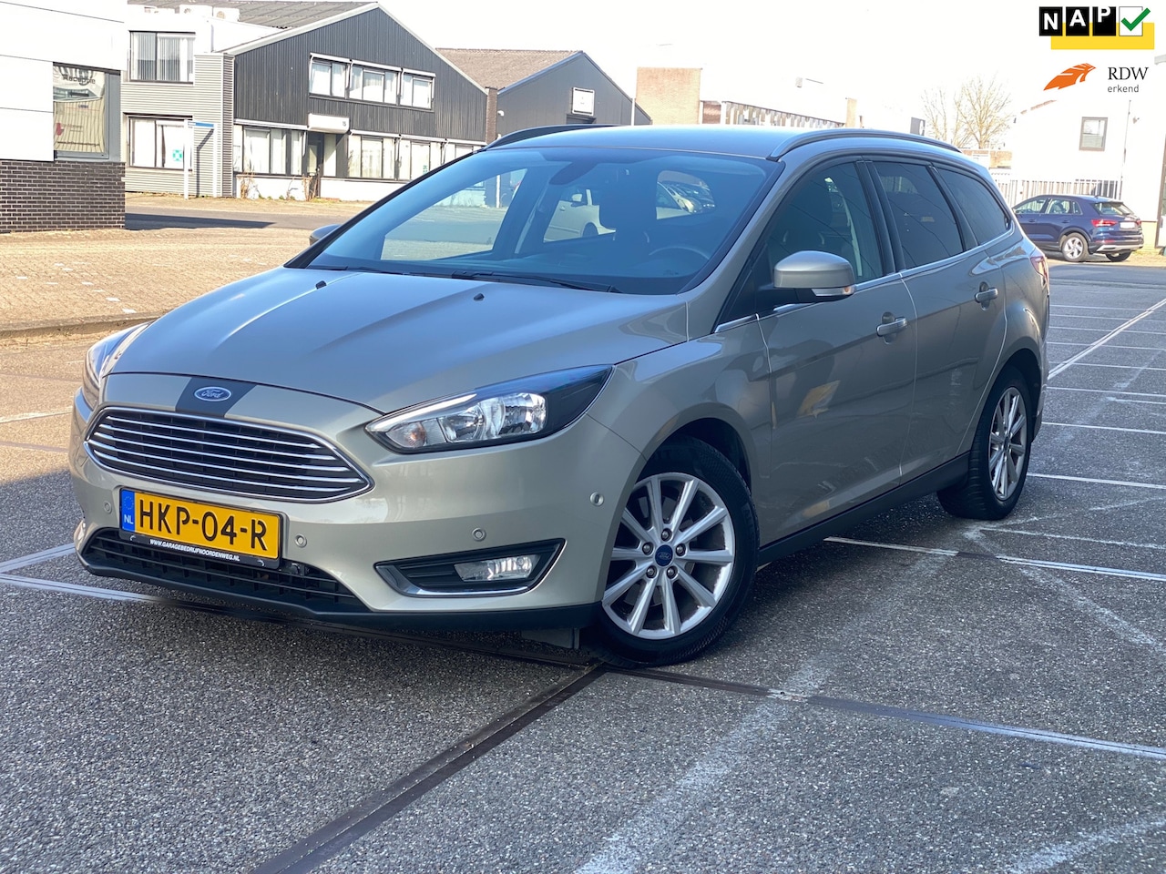Ford Focus Wagon - 1.5 Titanium Edition/automaat/ 5drs/1e EIG/ boekje aanwezig/ 1jaar apk/volle opties. - AutoWereld.nl