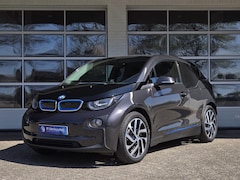 BMW i3 - BASIS COMFORT 22KWH | WARMTEPOMP | NAVIGATIE | CLIMATE CONTROL |