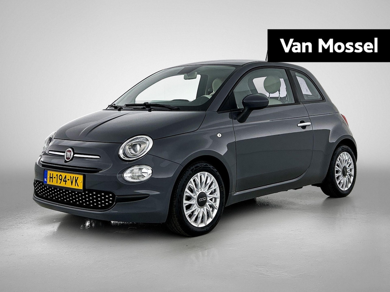 Fiat 500 - 1.0 Hybrid Lounge | Parkeersensoren | Navigatie | Lichtmetalen velgen - AutoWereld.nl