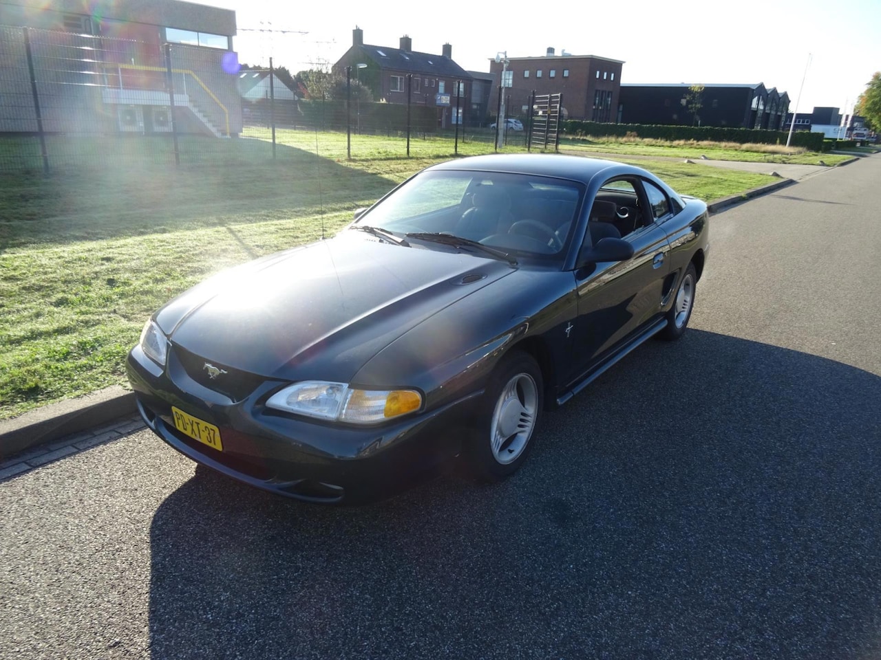 Ford Mustang - USA 3.8 Coupé AUTOMAAT - AutoWereld.nl