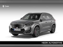 BMW iX1 - eDrive20 67 kWh M Sport Edition | Stuurwielrand verwarmd | Comfort Access | Trekhaak met e