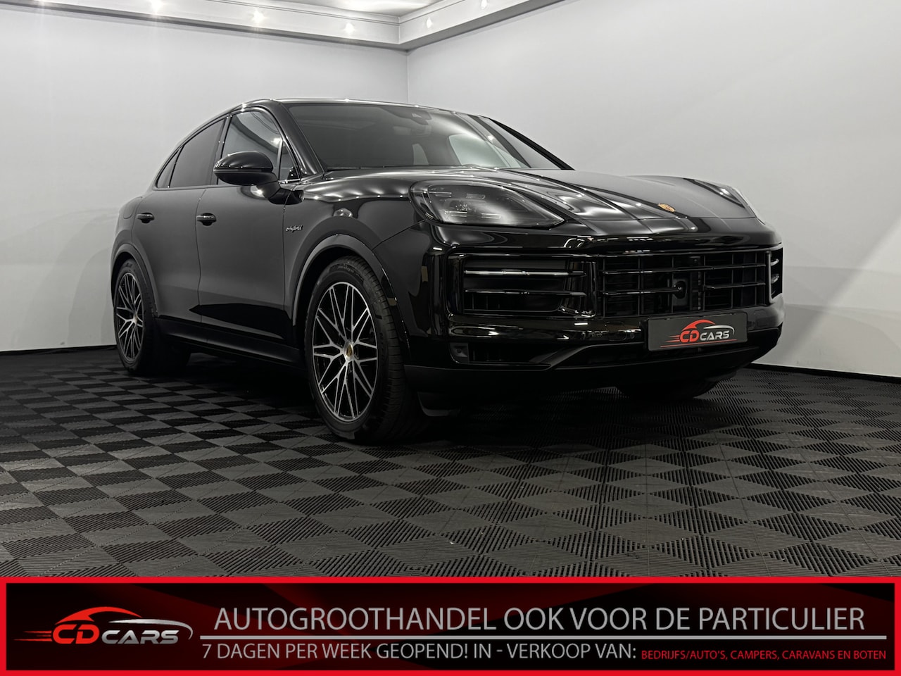 Porsche Cayenne Coupé - 3.0 E-Hybrid Sport design Pano, Leder, 360 Camera, Navi, Bose, Lane assist, Bijrijder disp - AutoWereld.nl