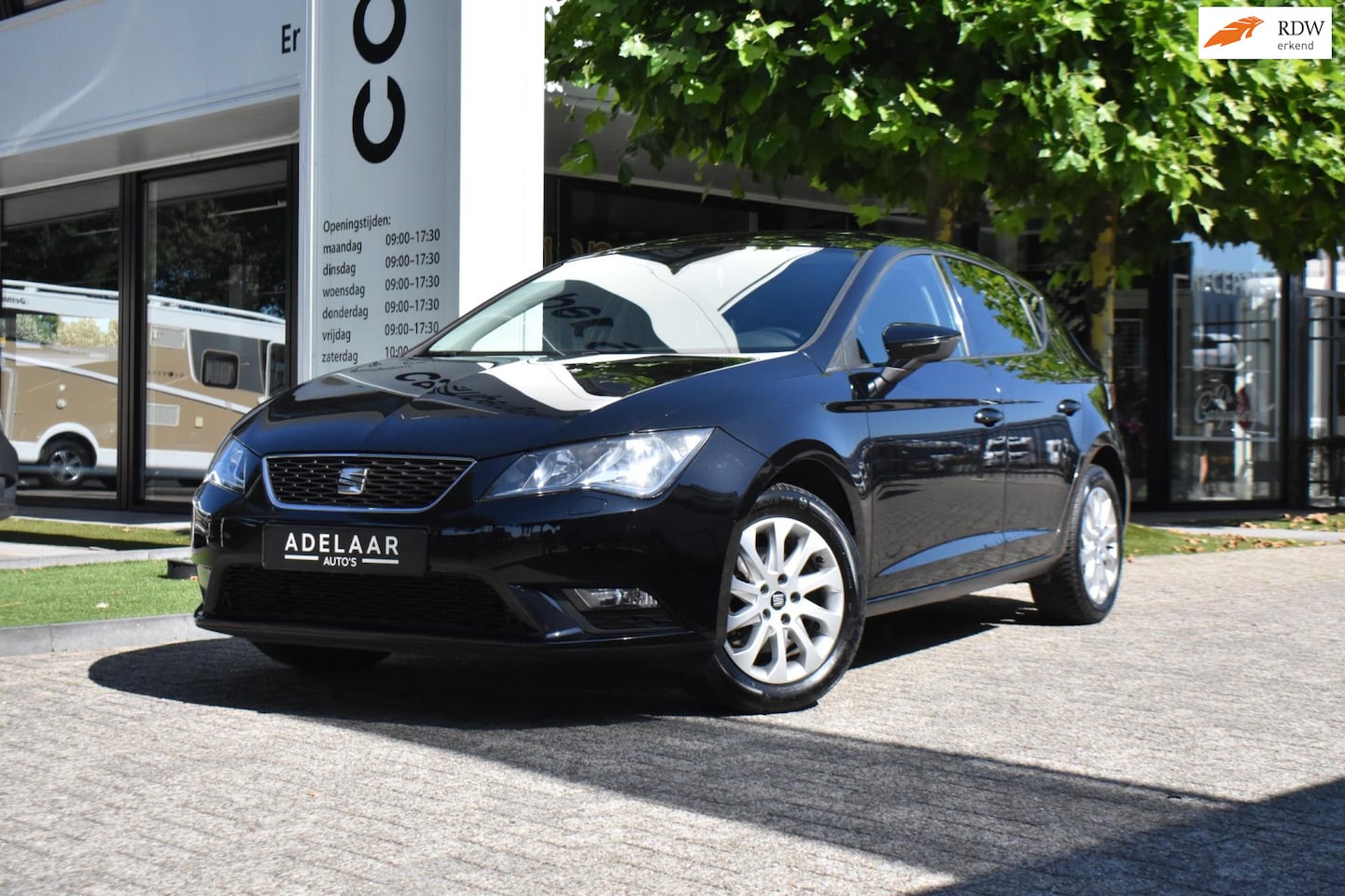 Seat Leon - 1.4 TSI Style NAVI, CRUISE, STOELVERWARMING, PDC - AutoWereld.nl