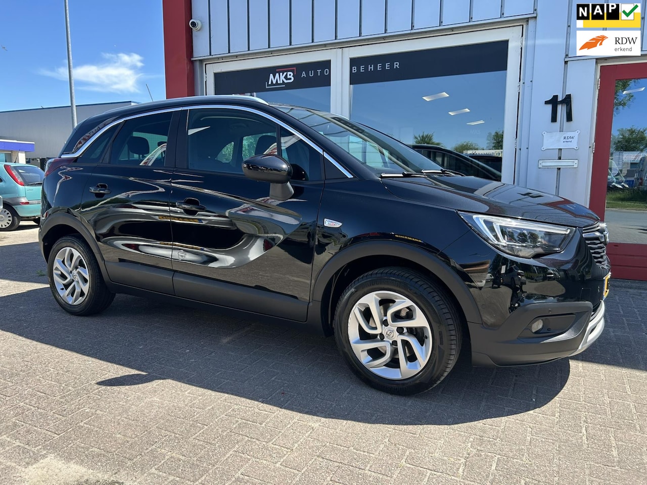 Opel Crossland X - 1.2 Turbo Innovation Navigatie/LED/PDC - AutoWereld.nl