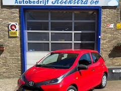 Toyota Aygo - 1.0 VVT-i x-now