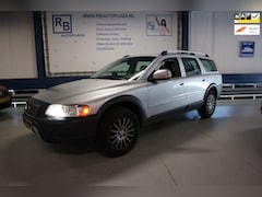 Volvo XC70 - 2.4 D5 / RIJDT GOED
