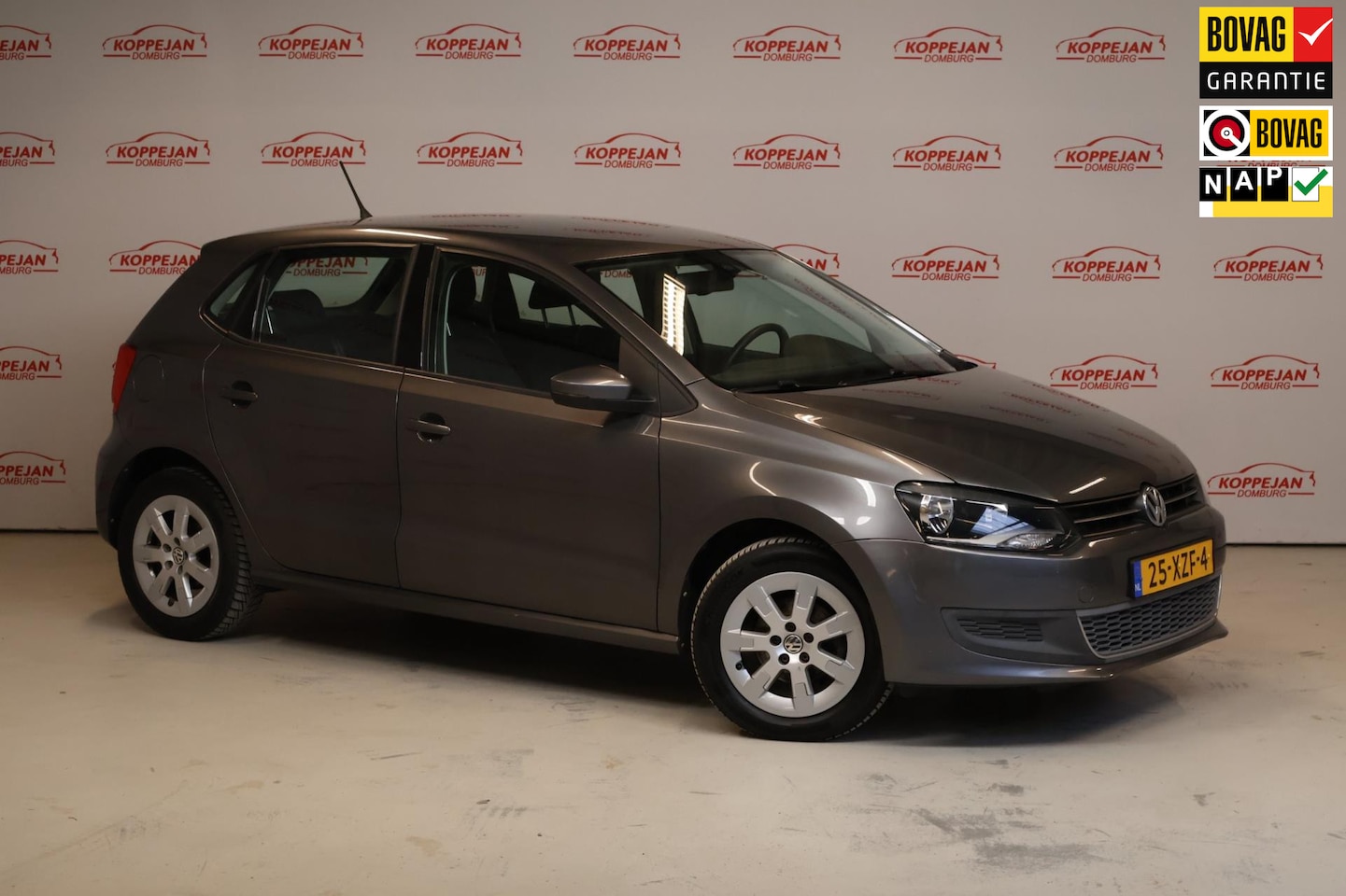 Volkswagen Polo - 1.4-16V Highline 1.4-16V Highline, PDC achter, Trekhaak, EL ramen, NW distributie - AutoWereld.nl