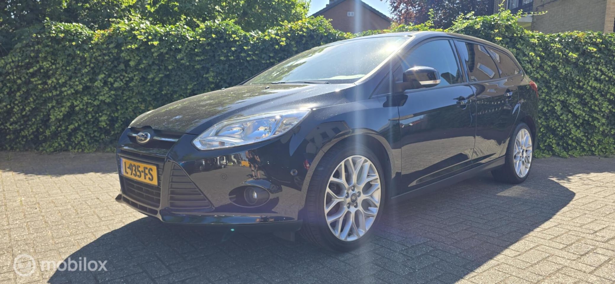 Ford Focus Wagon - 1.0 EcoBoost - AutoWereld.nl