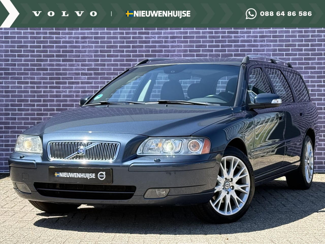 Volvo V70 - 2.4 Edition Sport | Trekhaak | Niveau regeling | Bi-Xenon | Parkeersensoren | Memory | Sto - AutoWereld.nl