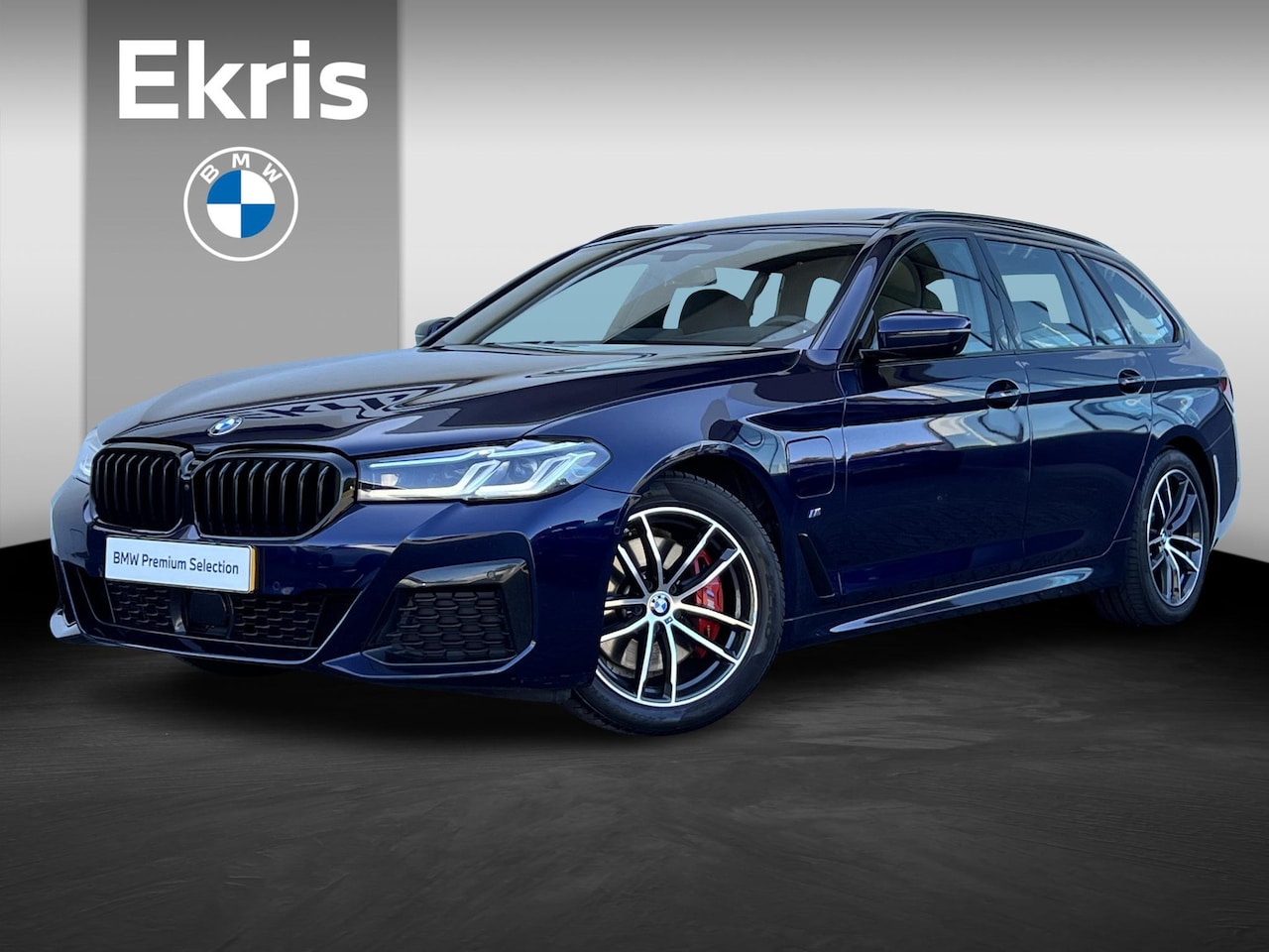BMW 5-serie Touring - 530e High Executive M-Sport | Head-Up | Driving Assistant Professional | Panoramadak - AutoWereld.nl