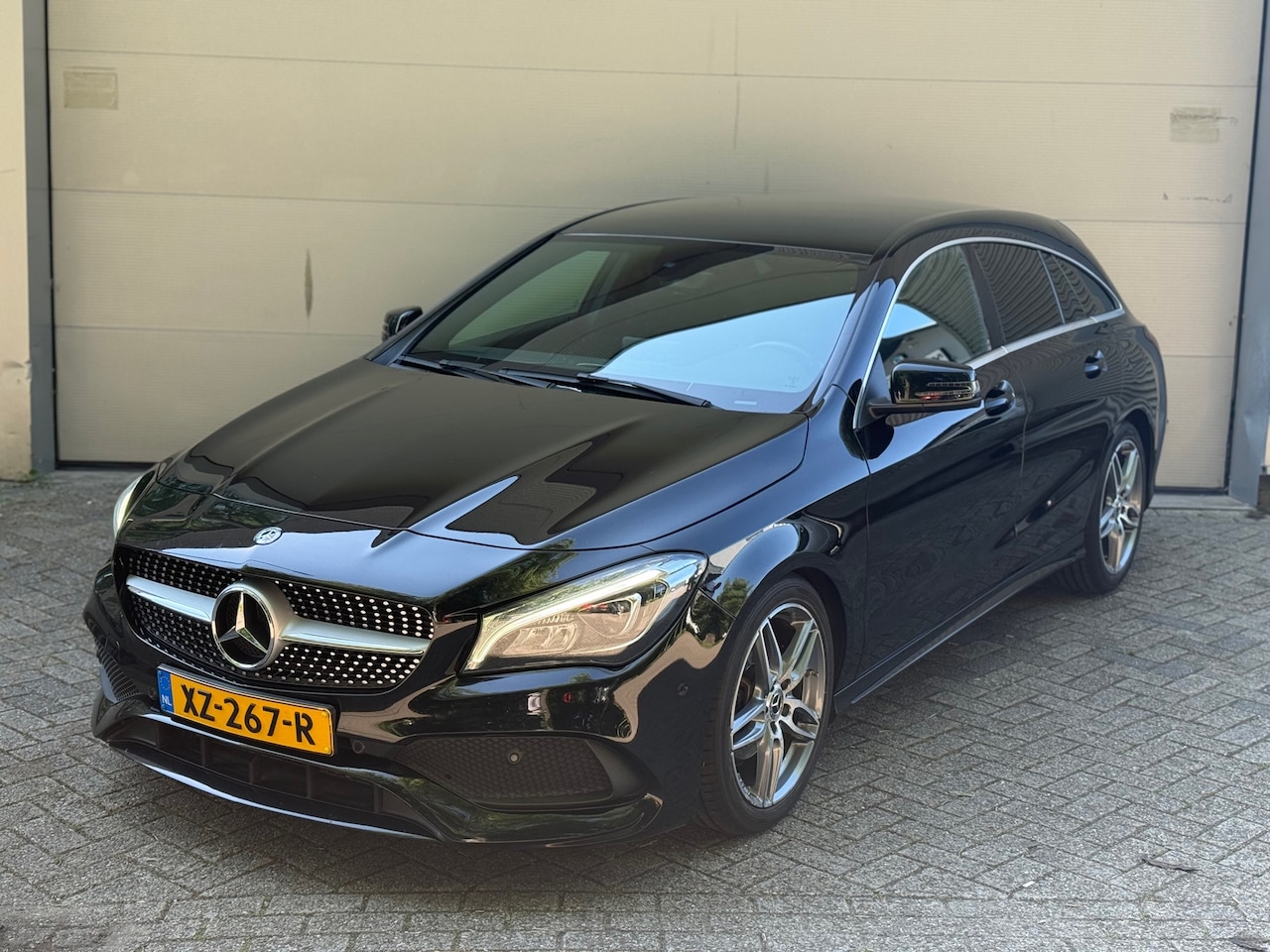 Mercedes-Benz CLA-klasse Shooting Brake - 180 Business Solution AMG l Facelift l Camera l Navi l Xenon l VDOH l - AutoWereld.nl