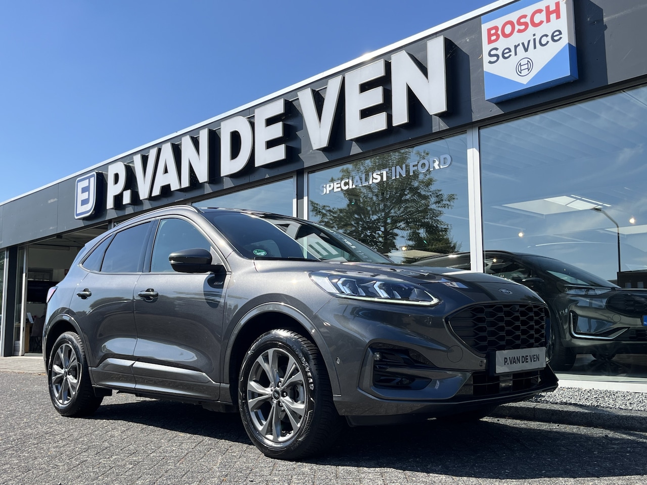 Ford Kuga - 2.5 PHEV ST-Line X 225pk/165kW e-CVT Automaat | 84520 | Elektr. trekhaak | Driver Assistan - AutoWereld.nl