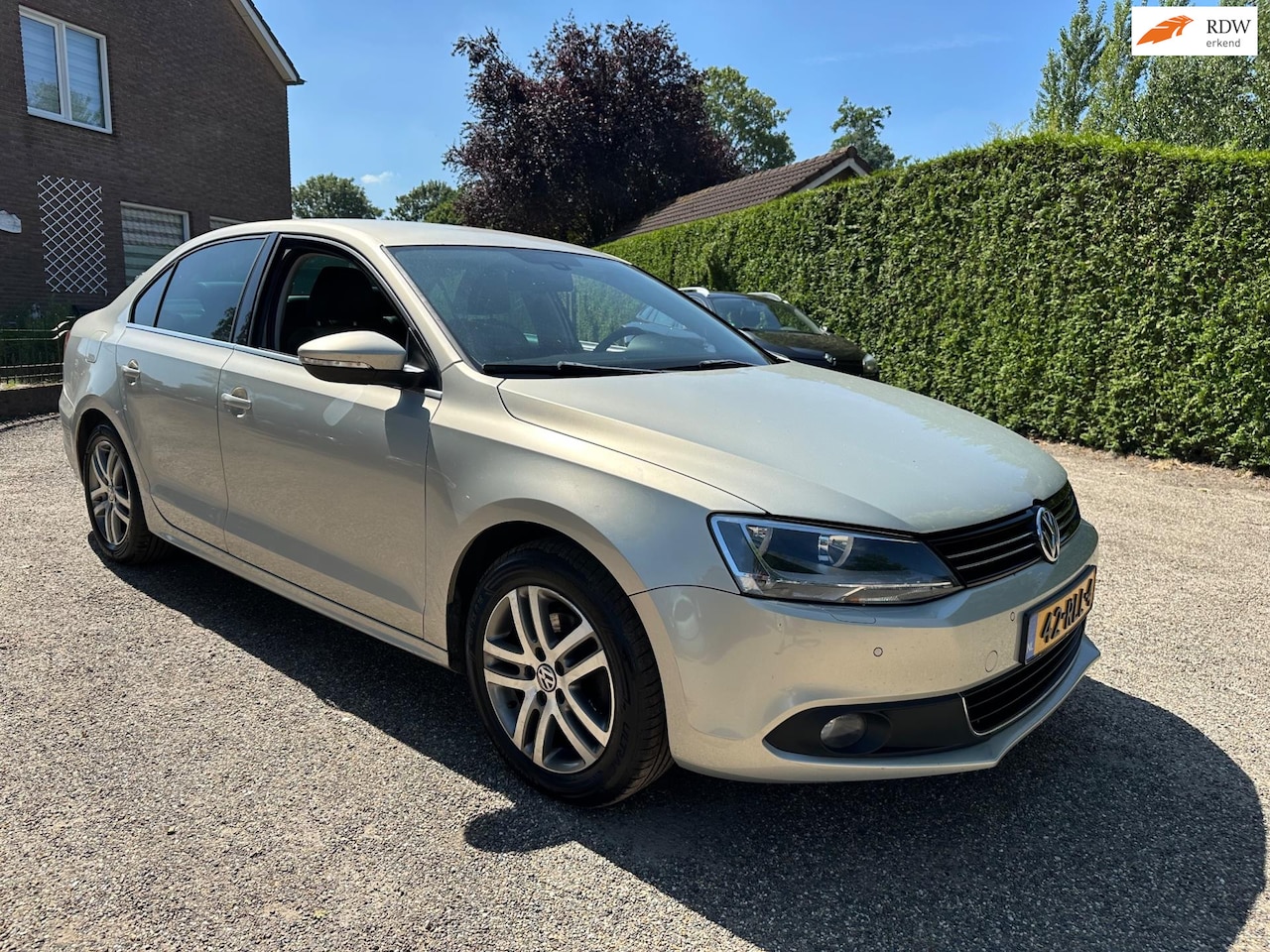 Volkswagen Jetta - 1.6 TDI Highline BlueMotion 1.6 TDI Highline BlueMotion - AutoWereld.nl