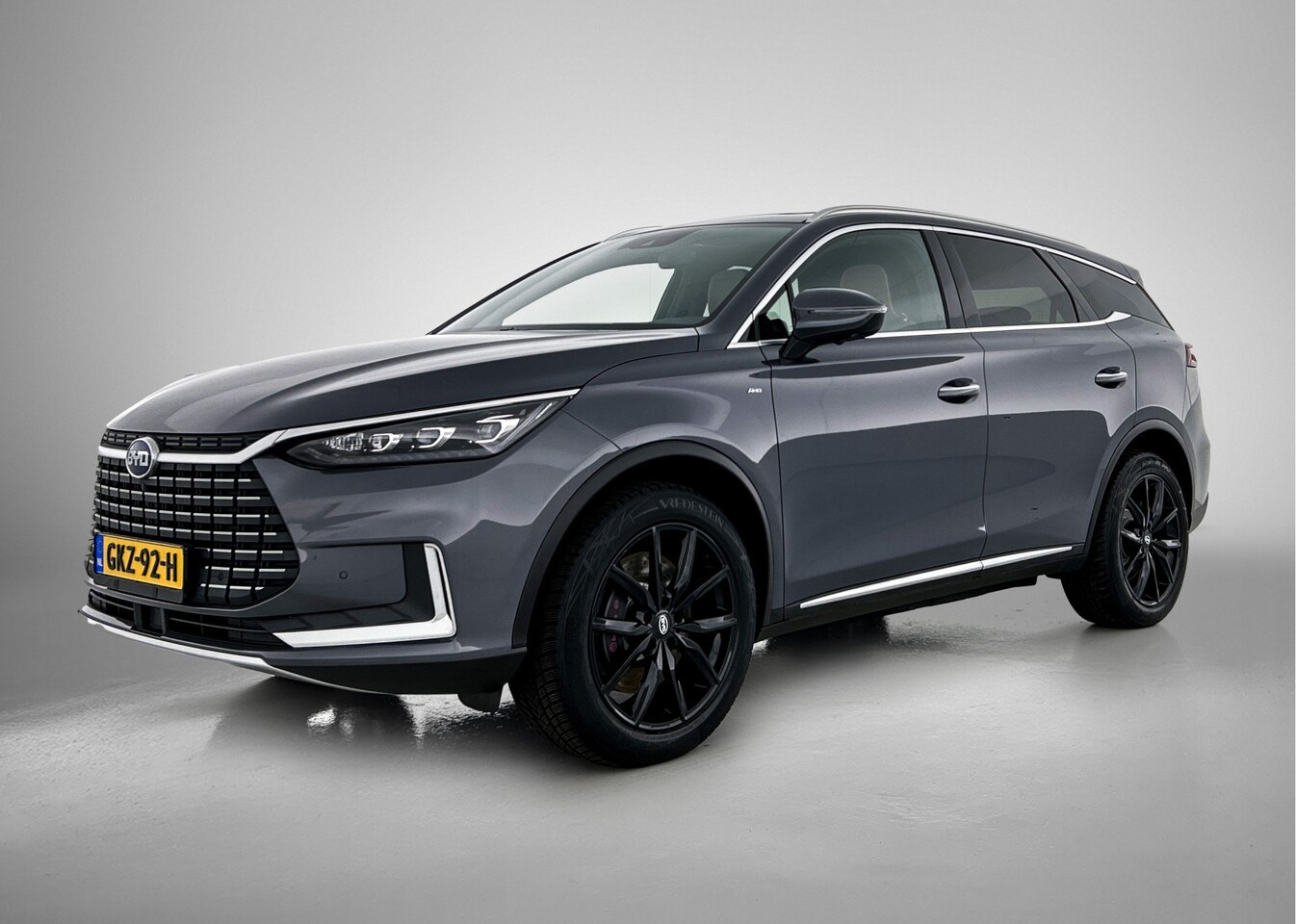 BYD Tang - AWD Final Edition 86 kWh | 400 KM rijbereik | Stoelverwarming-ventilatie | 22" LMV | Bremb - AutoWereld.nl