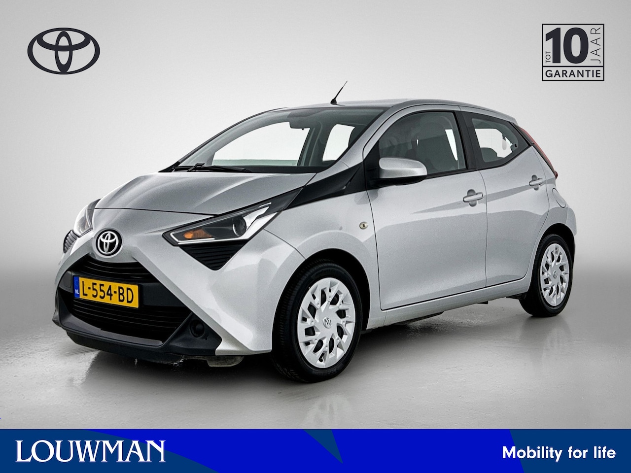 Toyota Aygo - 1.0 VVT-i x-play | Airco | Apple Carplay/Android Auto | Camera | - AutoWereld.nl