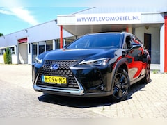 Lexus UX - 250h Business Line Clima|PDC|LMV|Alcantara