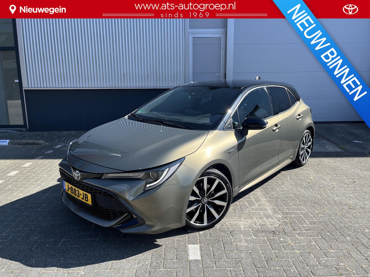 Toyota Corolla - 2.0 Hybrid Dynamic Bi-Tone - AutoWereld.nl