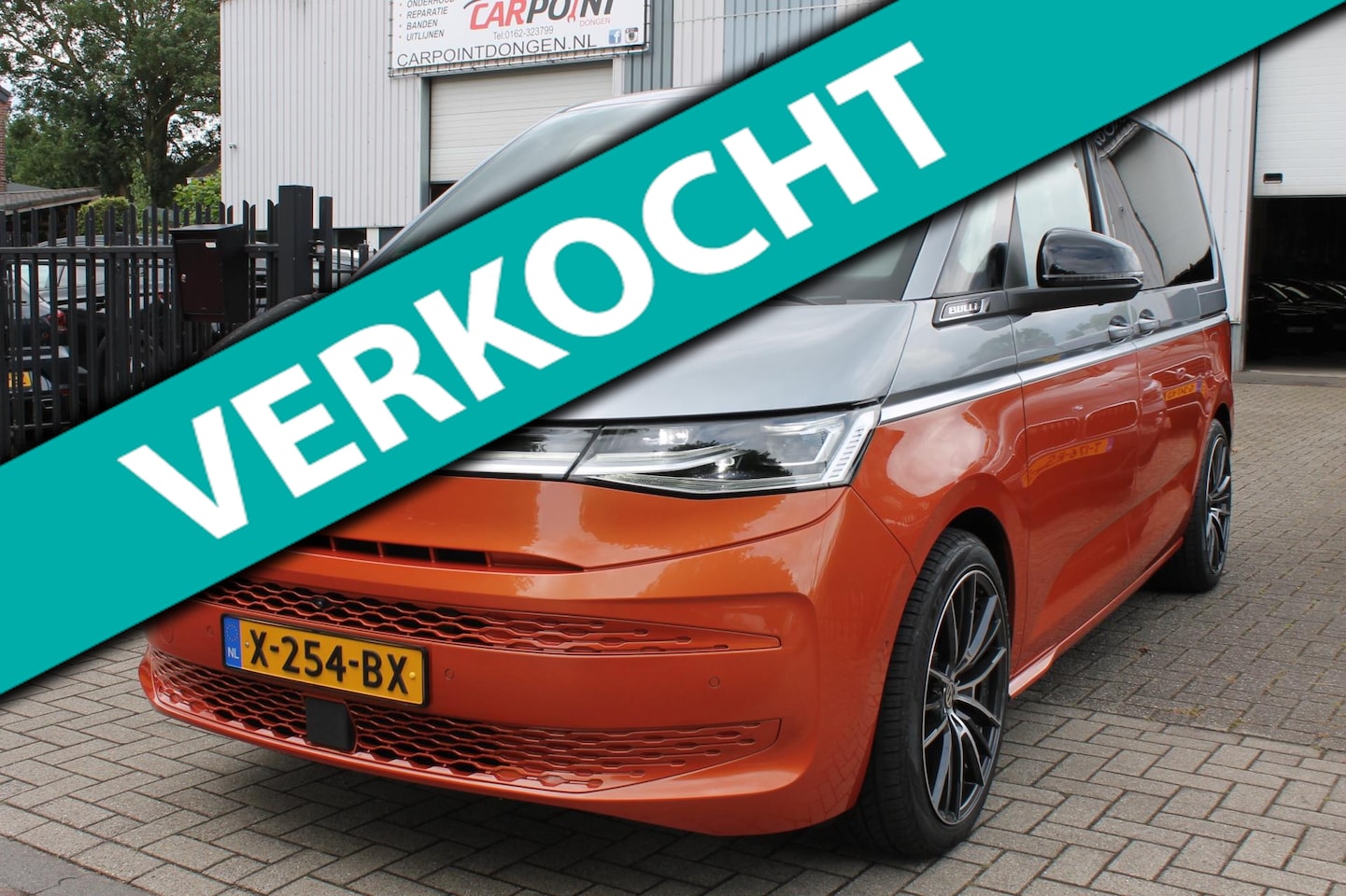 Volkswagen Multivan - 1.4 eHybrid L2H1 7 Zits Bulli Nieuwstaat! - AutoWereld.nl
