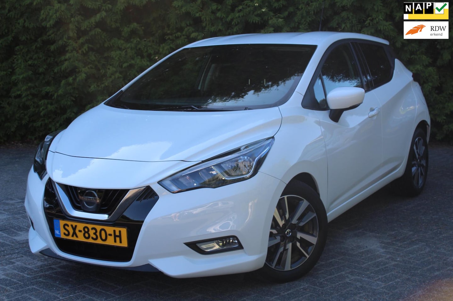 Nissan Micra - 0.9 IG-T N-Connecta 90PK | Parkeercamera | Climate Control | Cruise Control | Navigatie - AutoWereld.nl