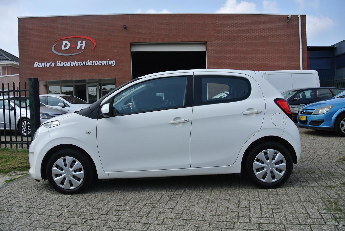 Citroën C1 - 1.0 e-VTi Business airco apk 17-01-2026 inruil mogelijk nap - AutoWereld.nl