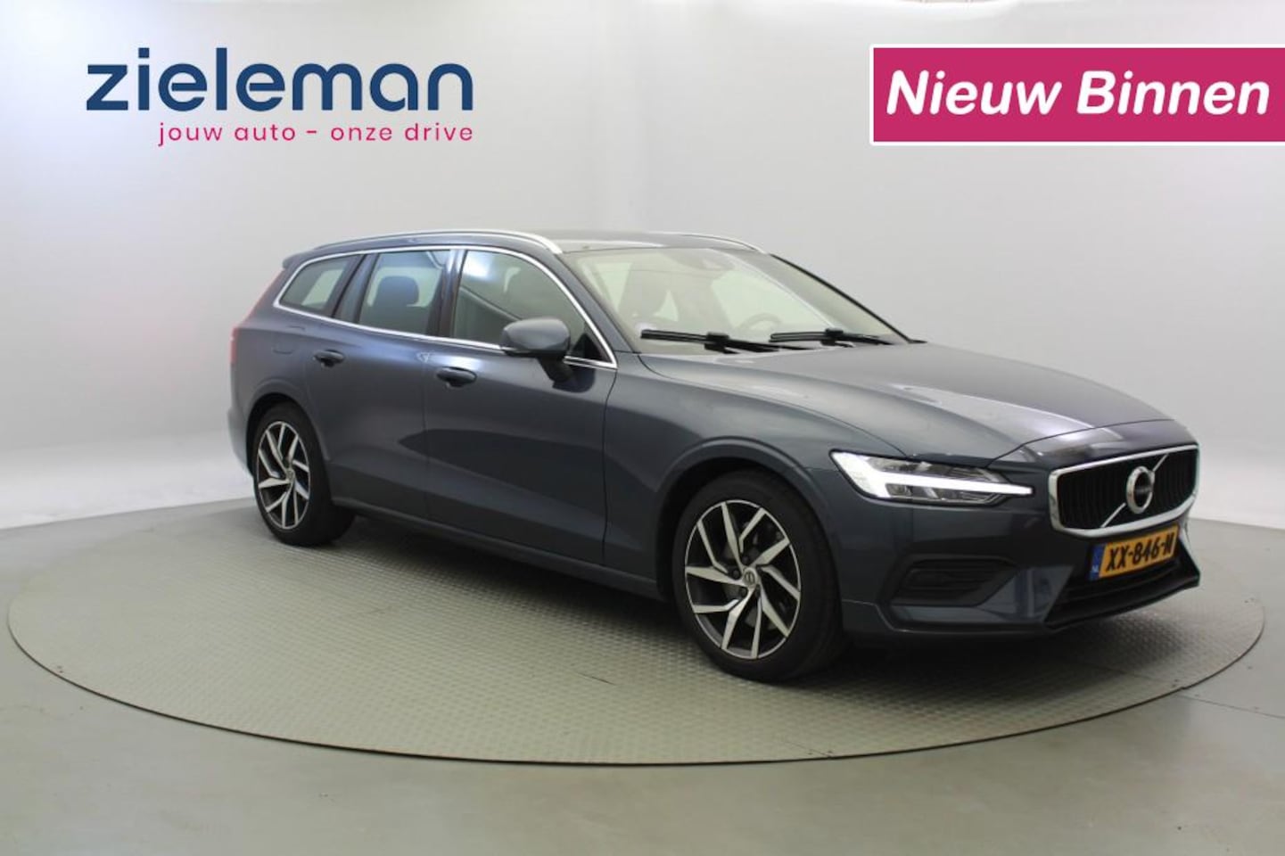 Volvo V60 - 2.0 T5 Momentum Pro Automaat - Carplay, Stoelverw. - AutoWereld.nl