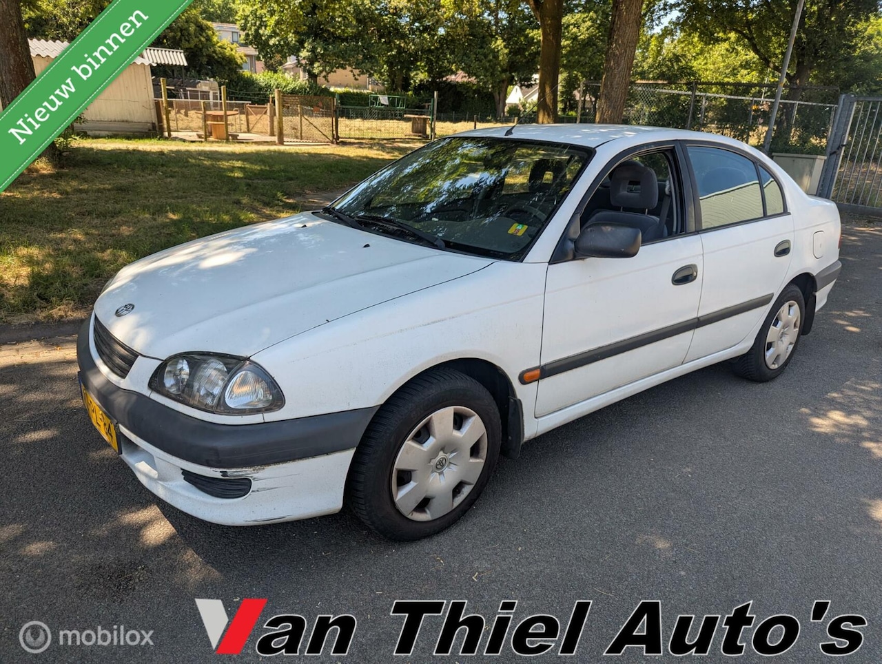 Toyota Avensis - 1.6 Terra 1.6 Terra - AutoWereld.nl