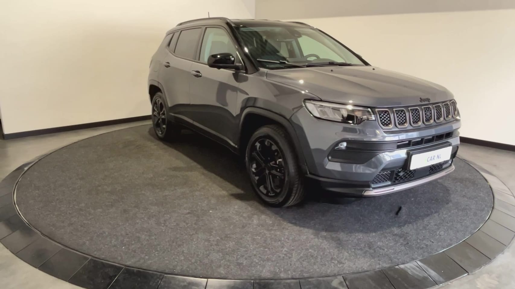 Jeep Compass - 4xe 240 Plug-in Hybrid Electric Upland | Achteruitrijcamera | Highway assist | - AutoWereld.nl