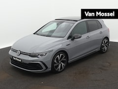 Volkswagen Golf - 1.5 eTSI R-Line Business | Climate Control | Panoramadak | Camera | Stoelverwarming | Park