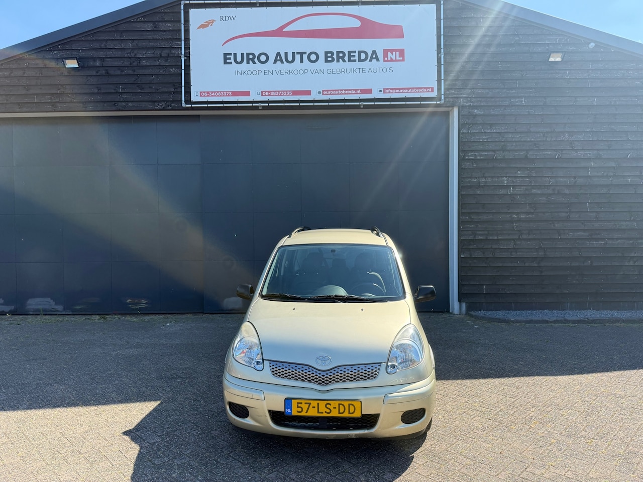 Toyota Yaris Verso - 1.3 VVT-i Terra 1.3 VVT-i Terra - AutoWereld.nl