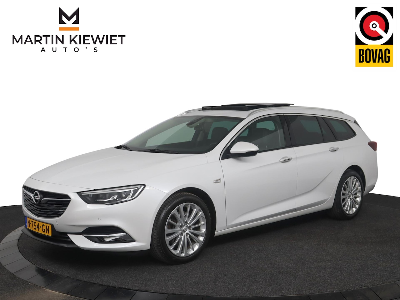 Opel Insignia Sports Tourer - 1.5 Turbo Innovation|Panoramadak|18"|AGR stoelen - AutoWereld.nl