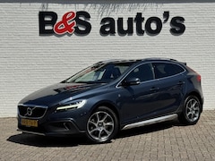 Volvo V40 Cross Country - 1.5 T3 Momentum Ocean Race Cruise control Climate control Parkeersensor Navigatie