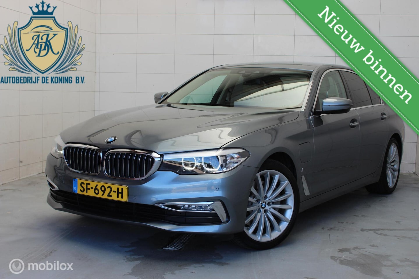 BMW 5-serie - 530e iPerformance Executive LED CAMERA SFEER - AutoWereld.nl
