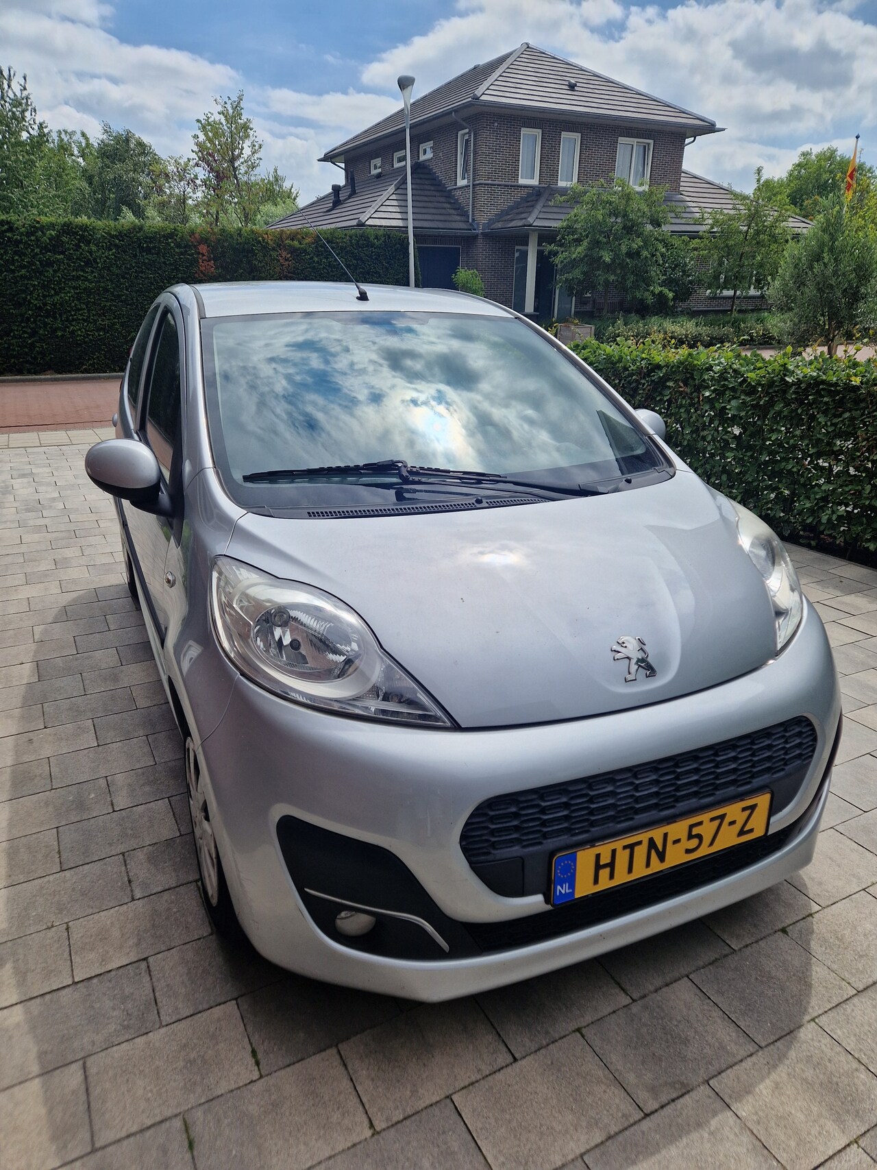 Peugeot 107 - 1.0 Access - AutoWereld.nl