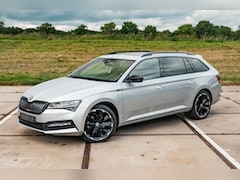 Skoda Superb Combi - 1.4 TSI iV Sportline Business | PANO | TREKHAAK | ALCANTARA