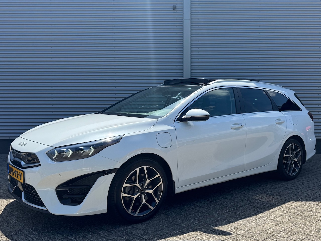 Kia Cee'd Sportswagon - Ceed Sw 1.6 GDI PHEV 141pk DCT6 ExecutiveLine | Schuif/Kanteldak | Stoelkoeling | Stoel/St - AutoWereld.nl