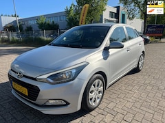 Hyundai i20 - 1.0 T-GDI i-Motion - AIRCO - 2016 - NETJES - NAP