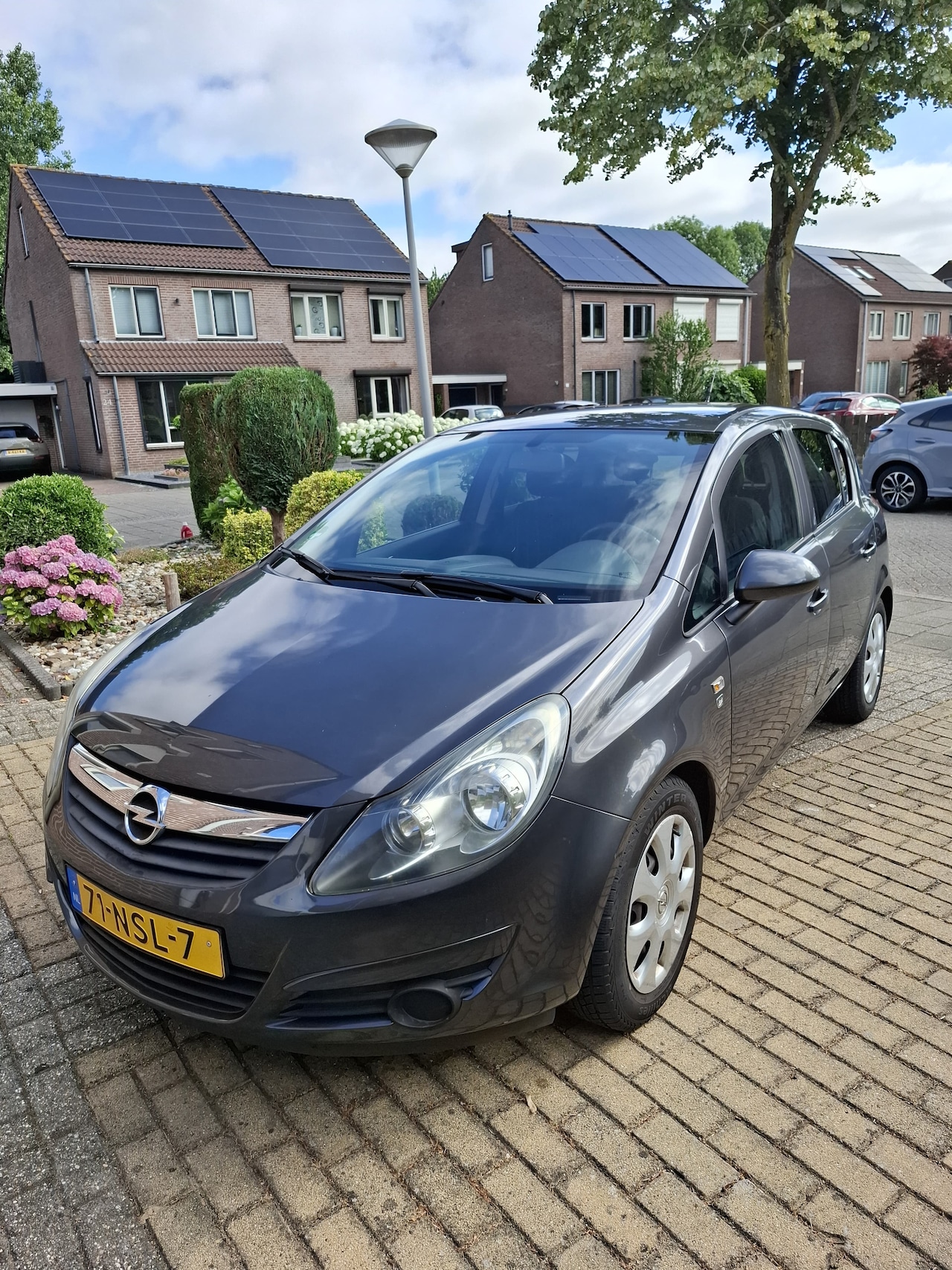 Opel Corsa - 1.2-16V '111' Edition - AutoWereld.nl