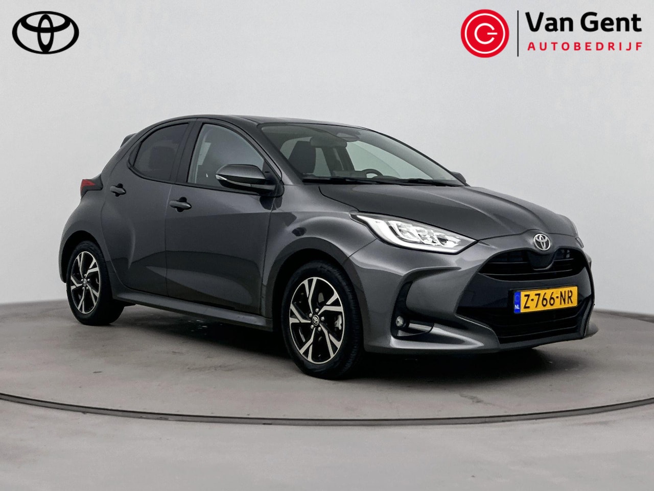 Toyota Yaris - 1.5 Hybrid 115 First Edition | Navigatie - AutoWereld.nl
