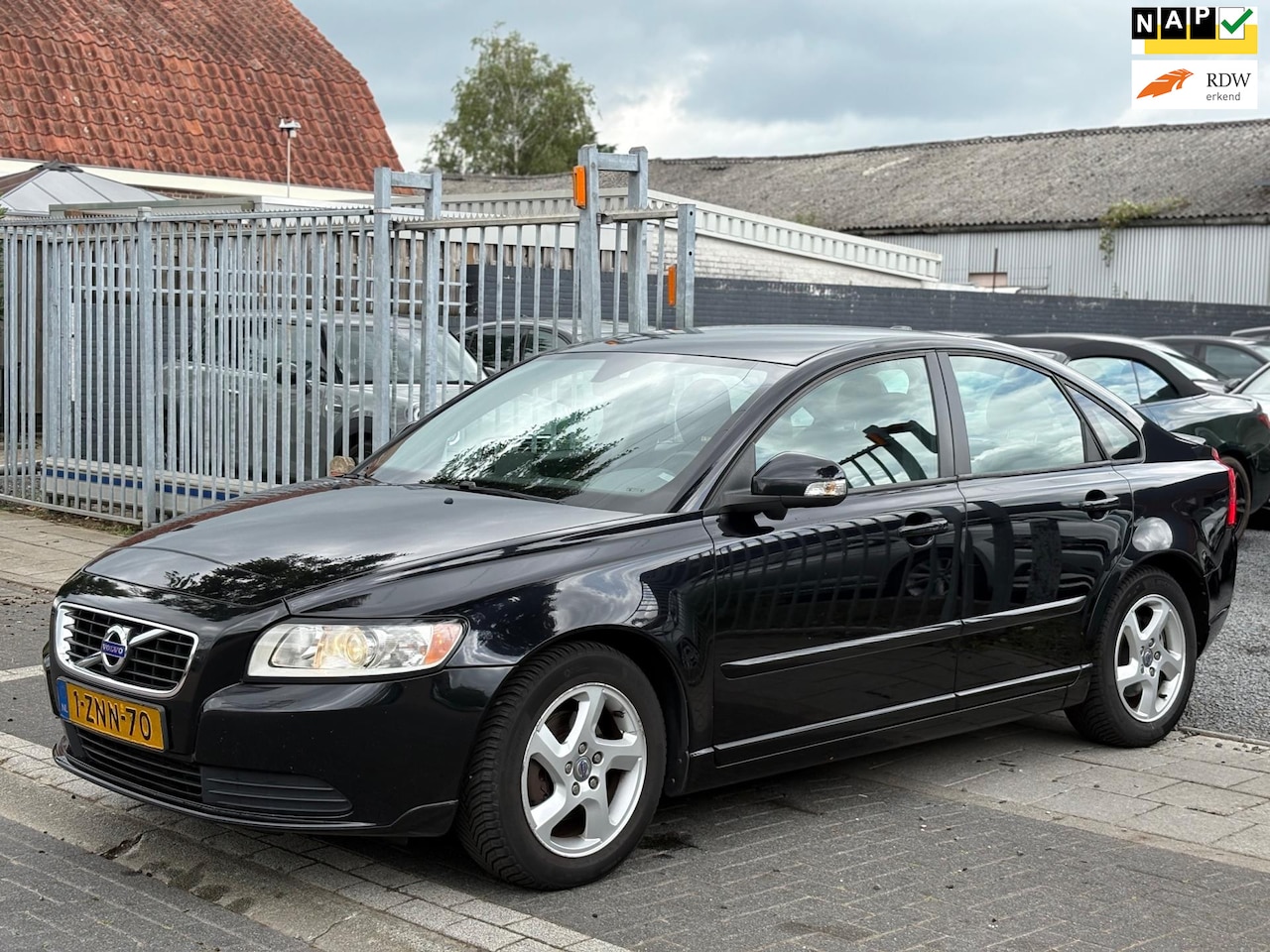 Volvo S40 - 1.6D S/S Kinetic | BLIS | Trekhaak | Airco | Cruise control | - AutoWereld.nl