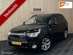 Mitsubishi Outlander - 2.0 PHEV Instyle DEALER-OH PANO TREKHK