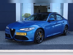 Alfa Romeo Giulia - 2.0 T AWD Veloce | 280PK | Pano | Sportuitlaat | Camera | Keyless | Cruise Control | Memor