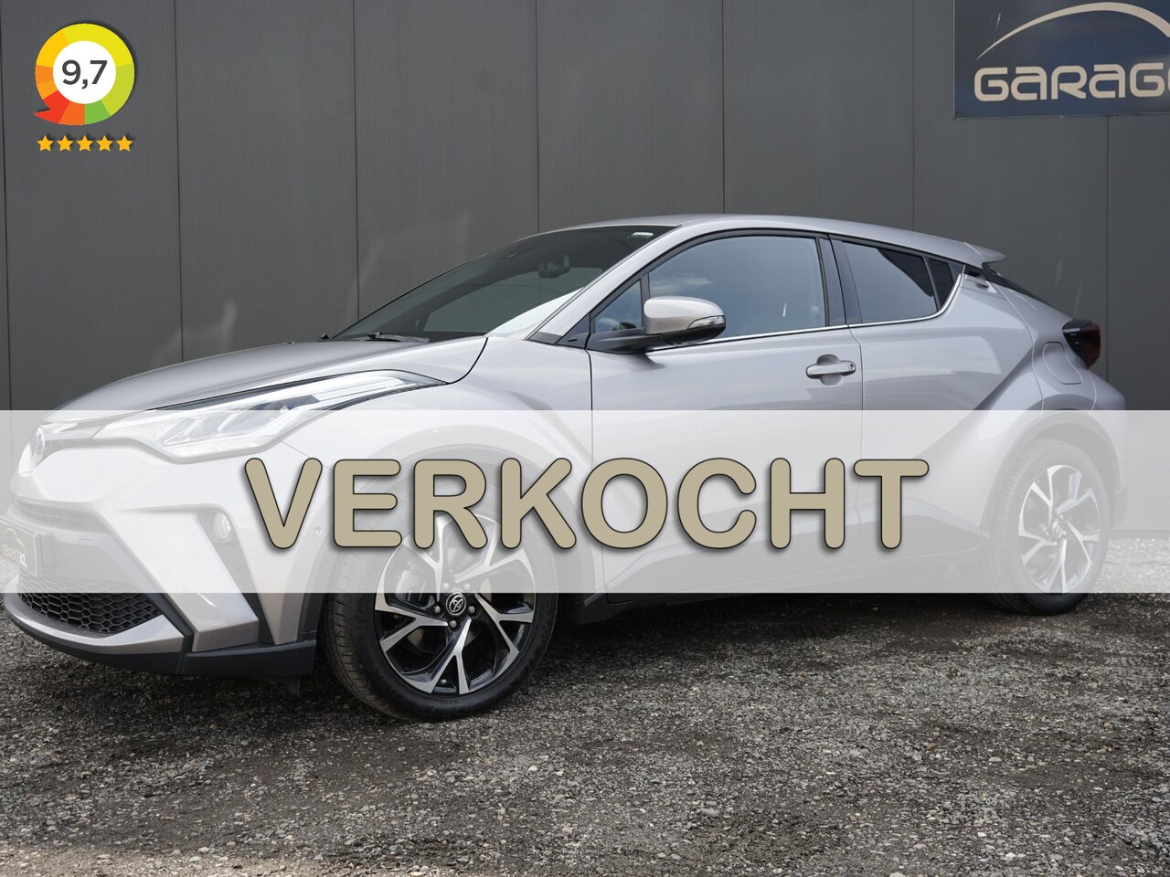 Toyota C-HR - 1.8 Hybrid Team D Dealeronderh. / Led verlichting / Adaptieve Cruisecontrol / Smartphone i - AutoWereld.nl